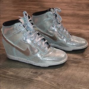 Nike Womens Dunk Sky Hi Metallic Silver Green